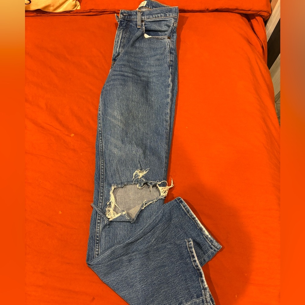 Abercrombie & Fitch Ultra High Rise Straight Jean